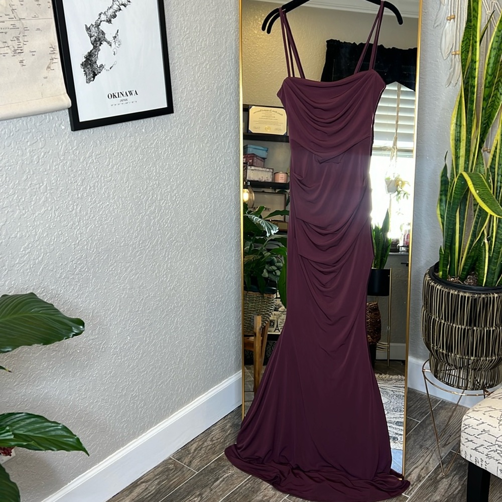 House of CB āMilenaā Dark Cherry Corset Maxi Dress NWT - Picture 9 of 12